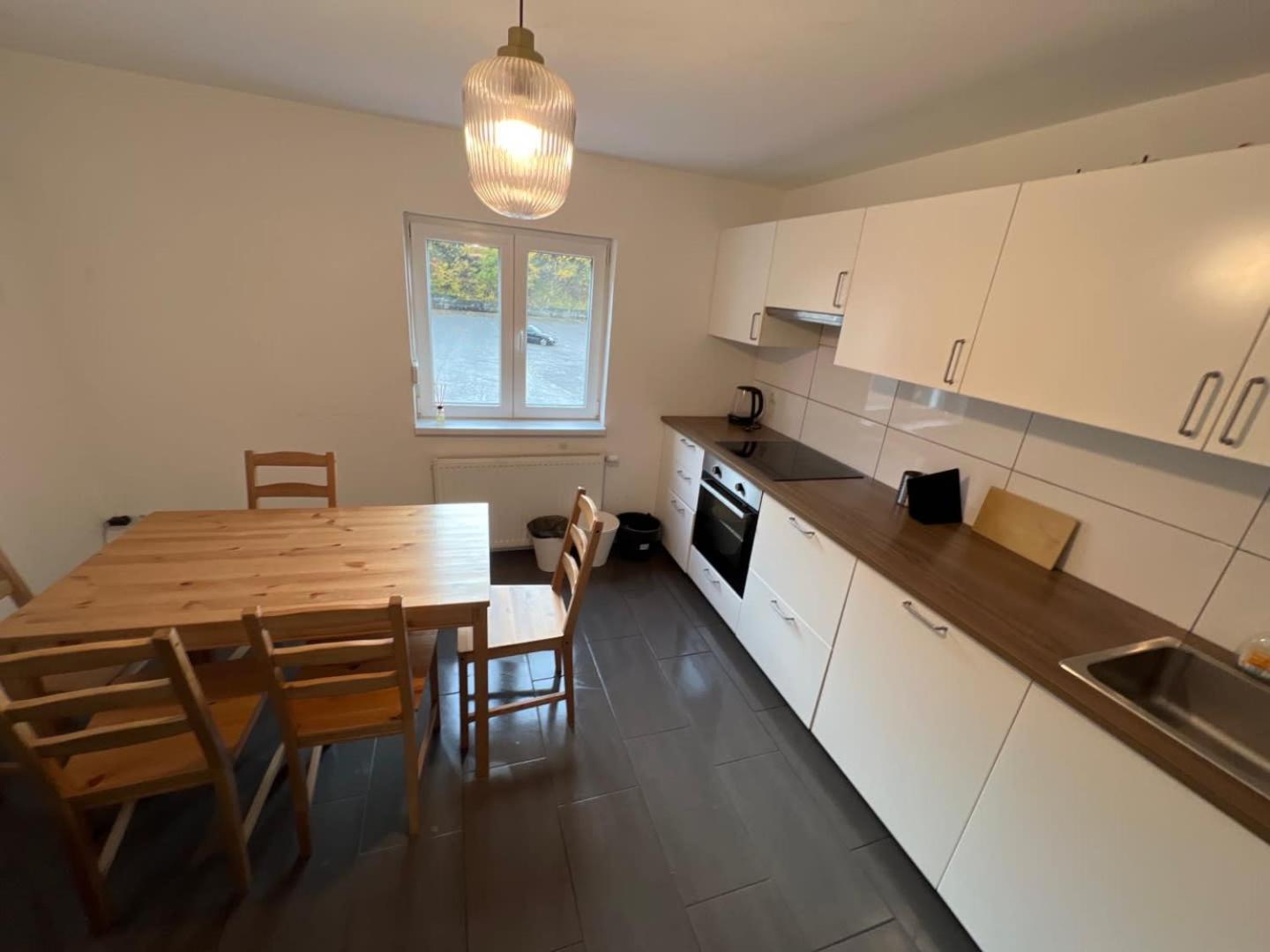 Apartment L8 Street Monteurwohnung - Moensheim Monsheim (Enz)